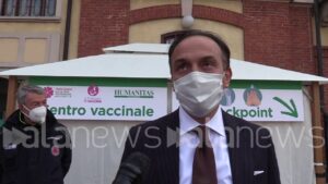 Centri Vaccinazione Torino: La Chiave per Sconfiggere la Pandemia in 70 Caratteri!
